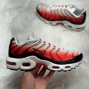 Nike Air Max Plus Fire GS Running Shoes FD9768-100 NEW Sz 6.5 / WMNS 8